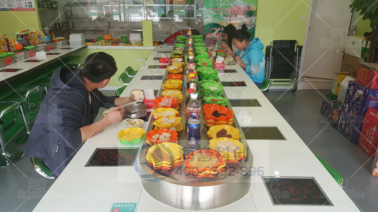 回轉(zhuǎn)小火鍋火爆運營圖1