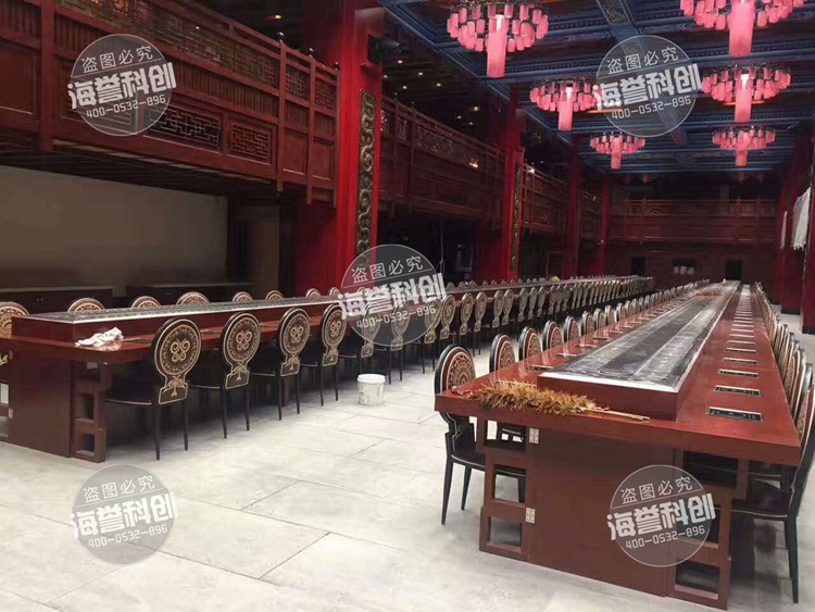 海譽科創(chuàng)回轉火鍋設備長街宴項目