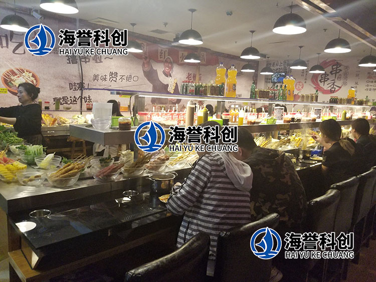 旋轉(zhuǎn)小火鍋設(shè)備