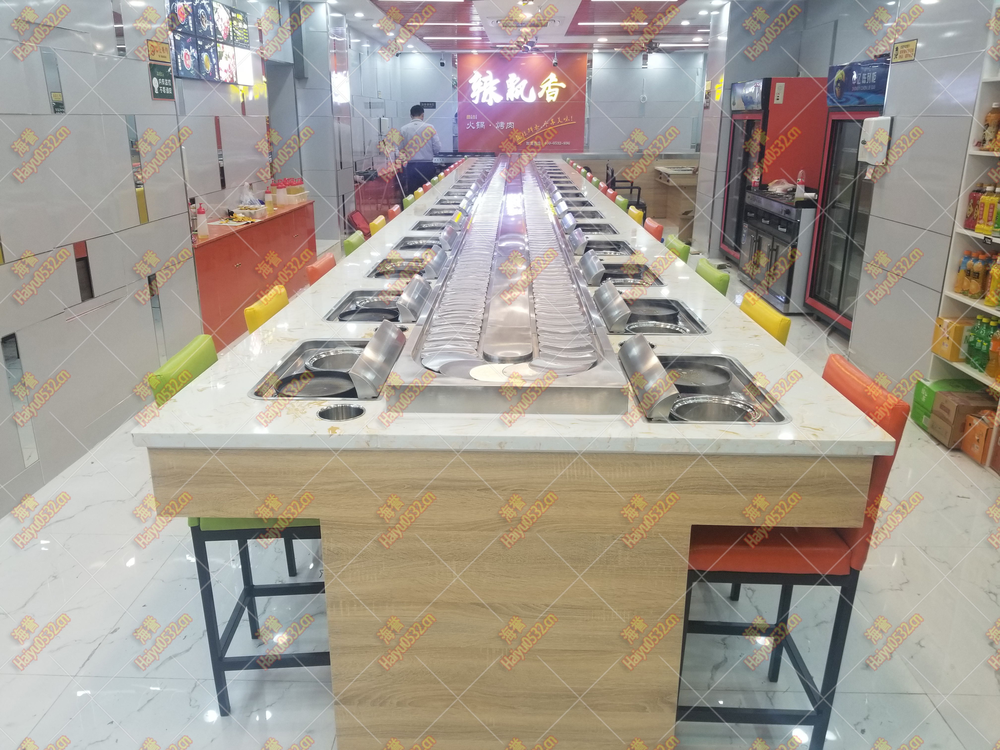 旋轉(zhuǎn)小火鍋涮烤一體設(shè)備