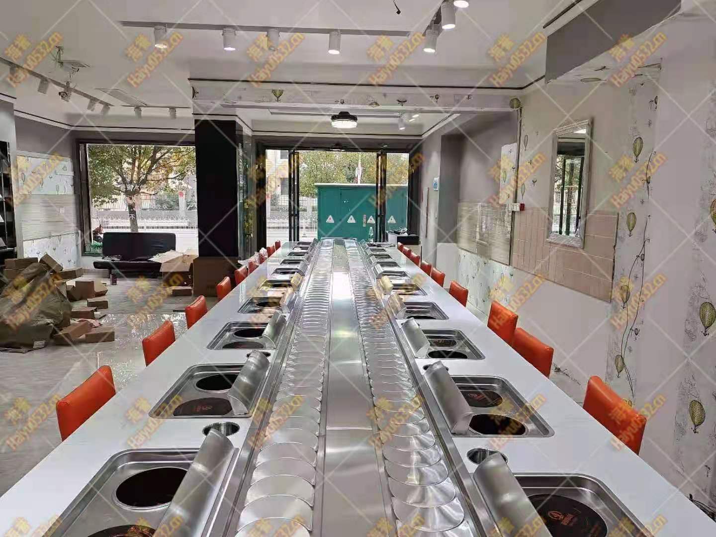 湖南無煙旋轉(zhuǎn)帶排煙凈化涮烤一體火鍋