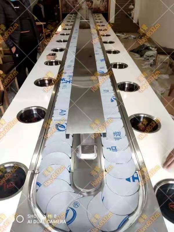 旋轉(zhuǎn)小火鍋機器多少錢一臺