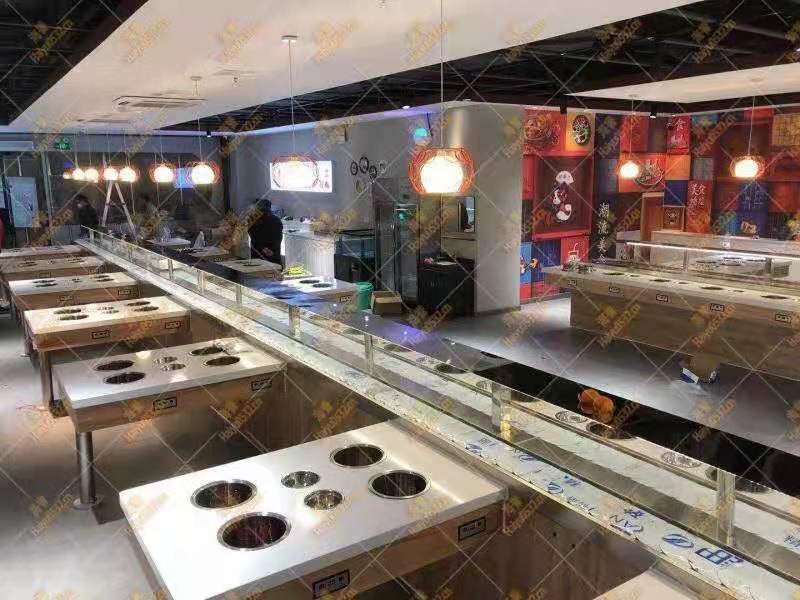 大型單涮旋轉(zhuǎn)小火鍋安裝完成