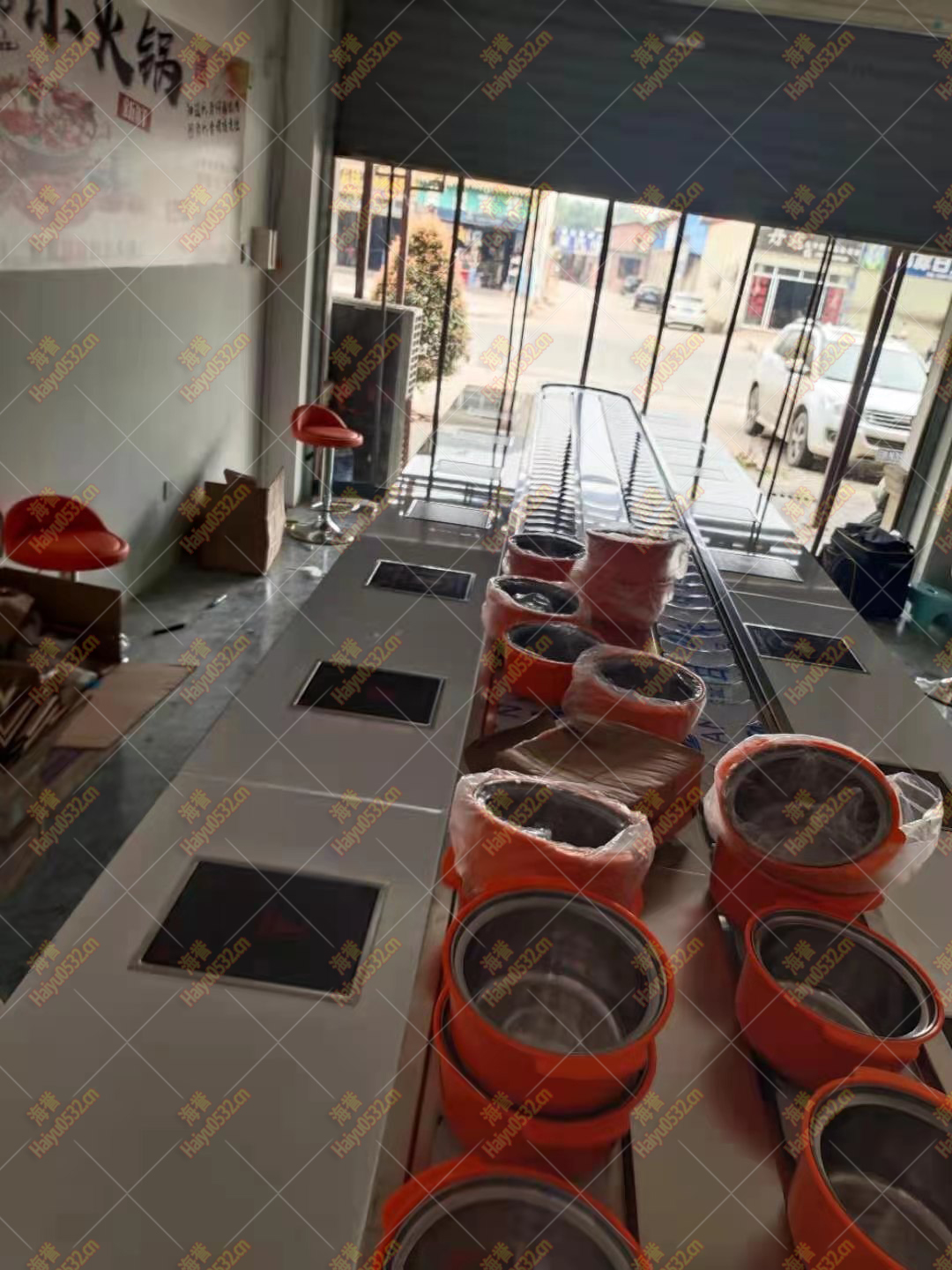 旋轉(zhuǎn)小火鍋設(shè)備