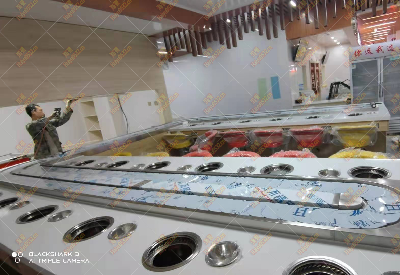 單涮無煙旋轉(zhuǎn)小火鍋設(shè)備