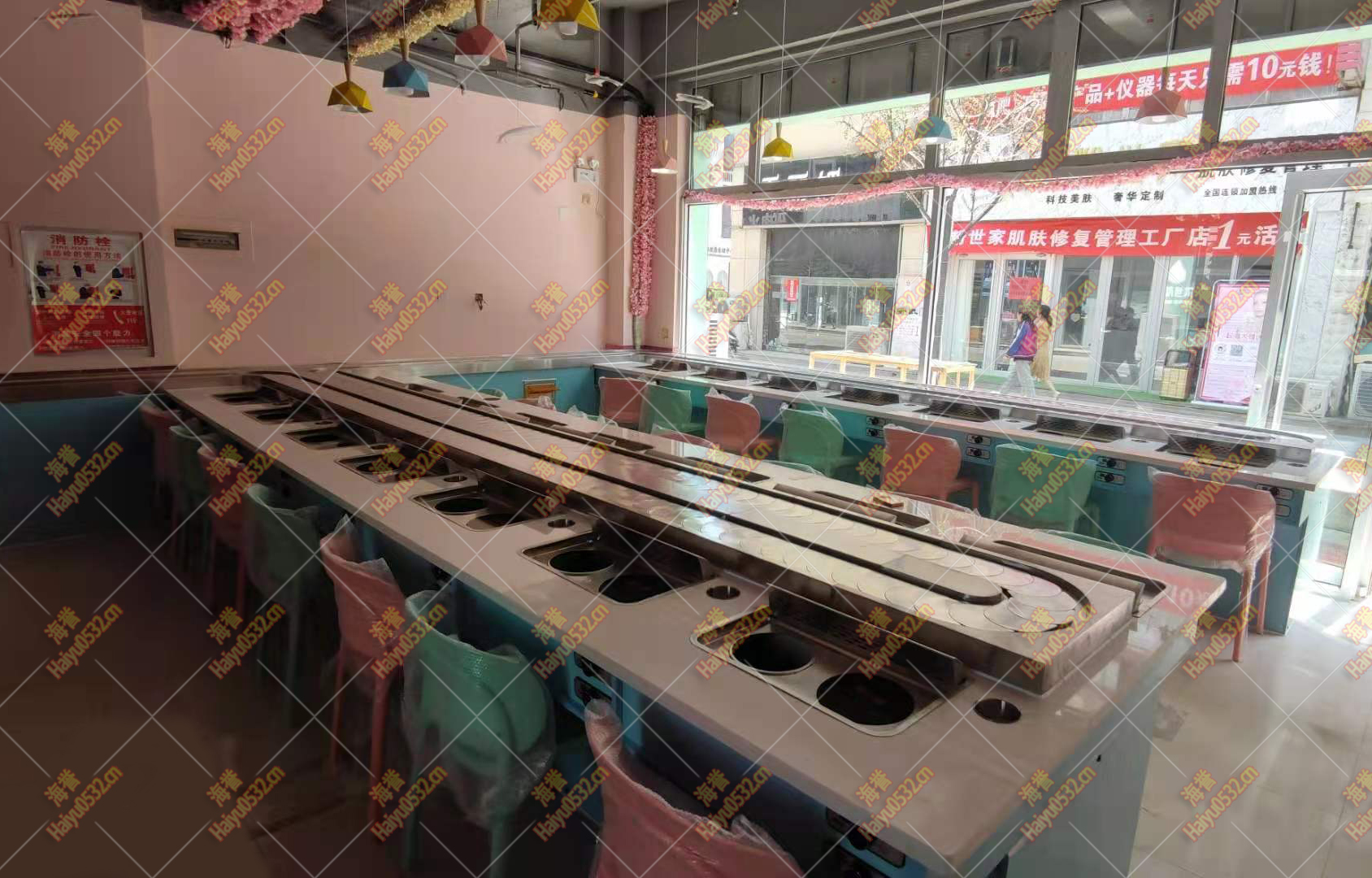 濰坊無(wú)煙涮烤旋轉(zhuǎn)小火鍋設(shè)備