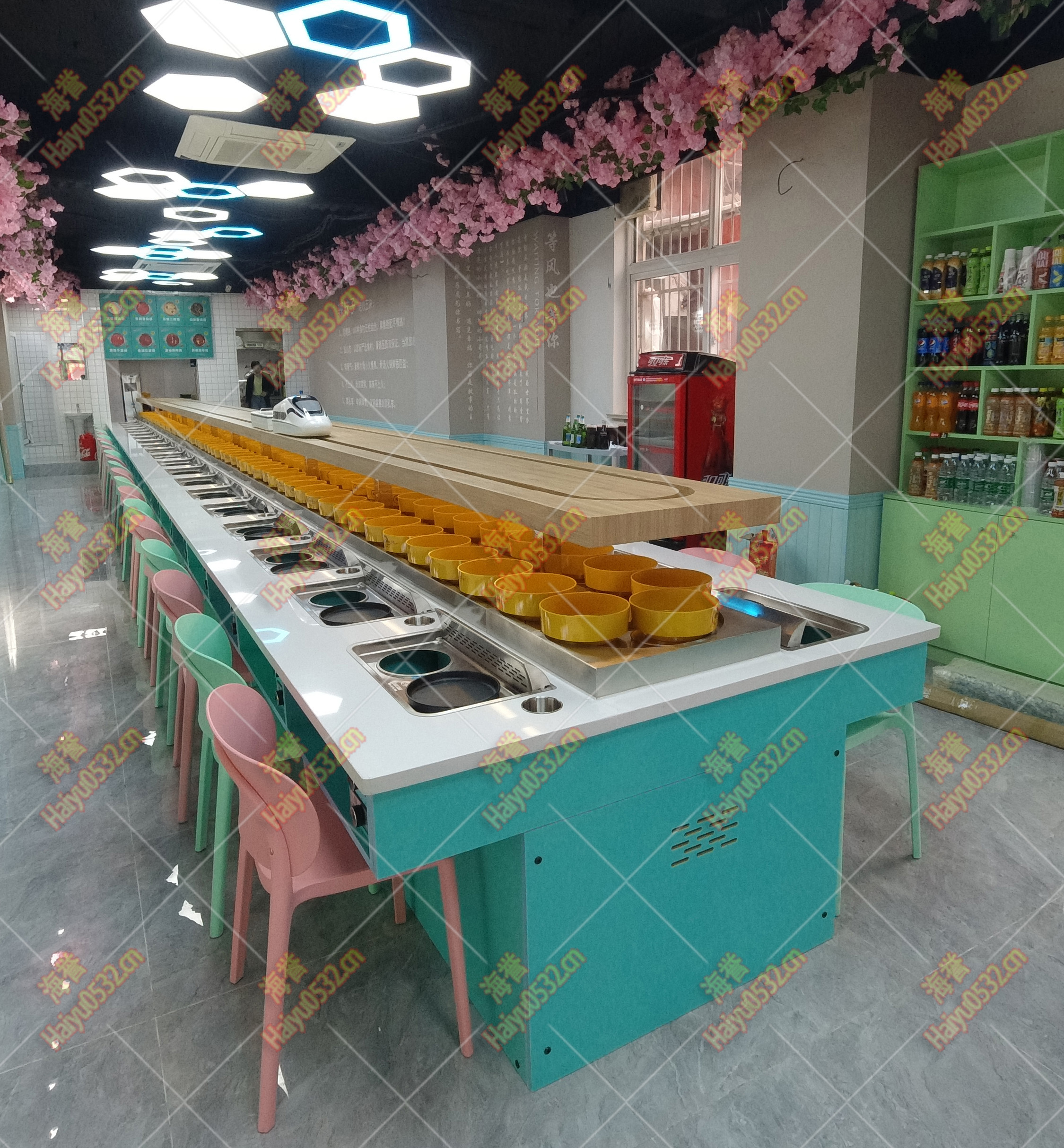 旋轉(zhuǎn)小火鍋設備