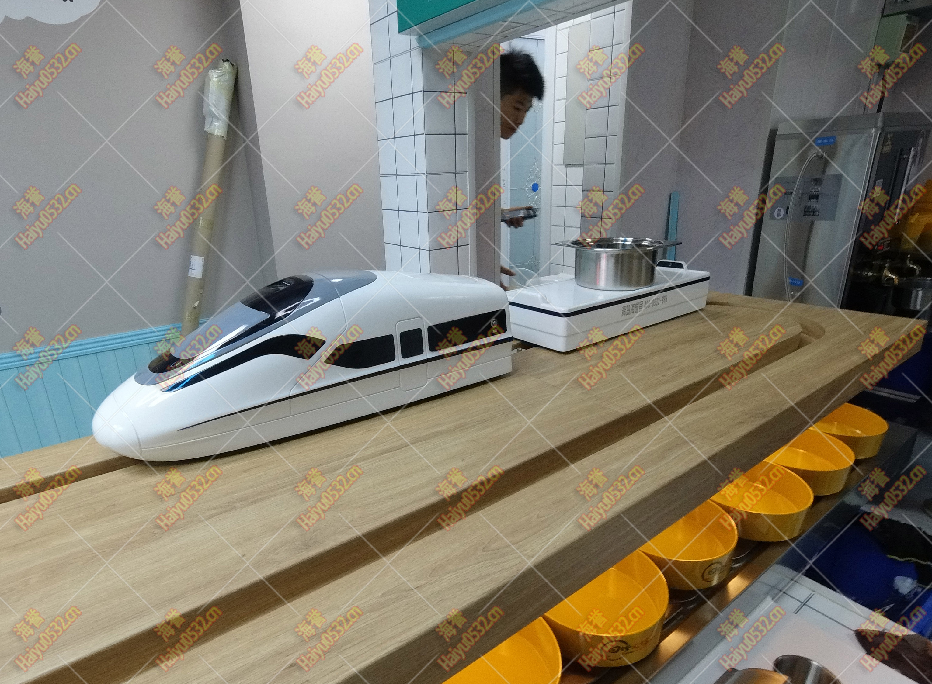 旋轉(zhuǎn)小火鍋設備