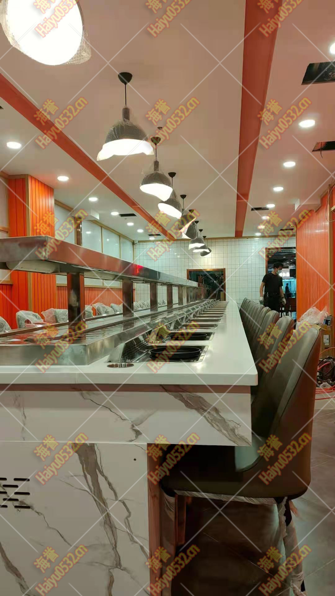 無(wú)煙涮烤旋轉(zhuǎn)小火鍋設(shè)備