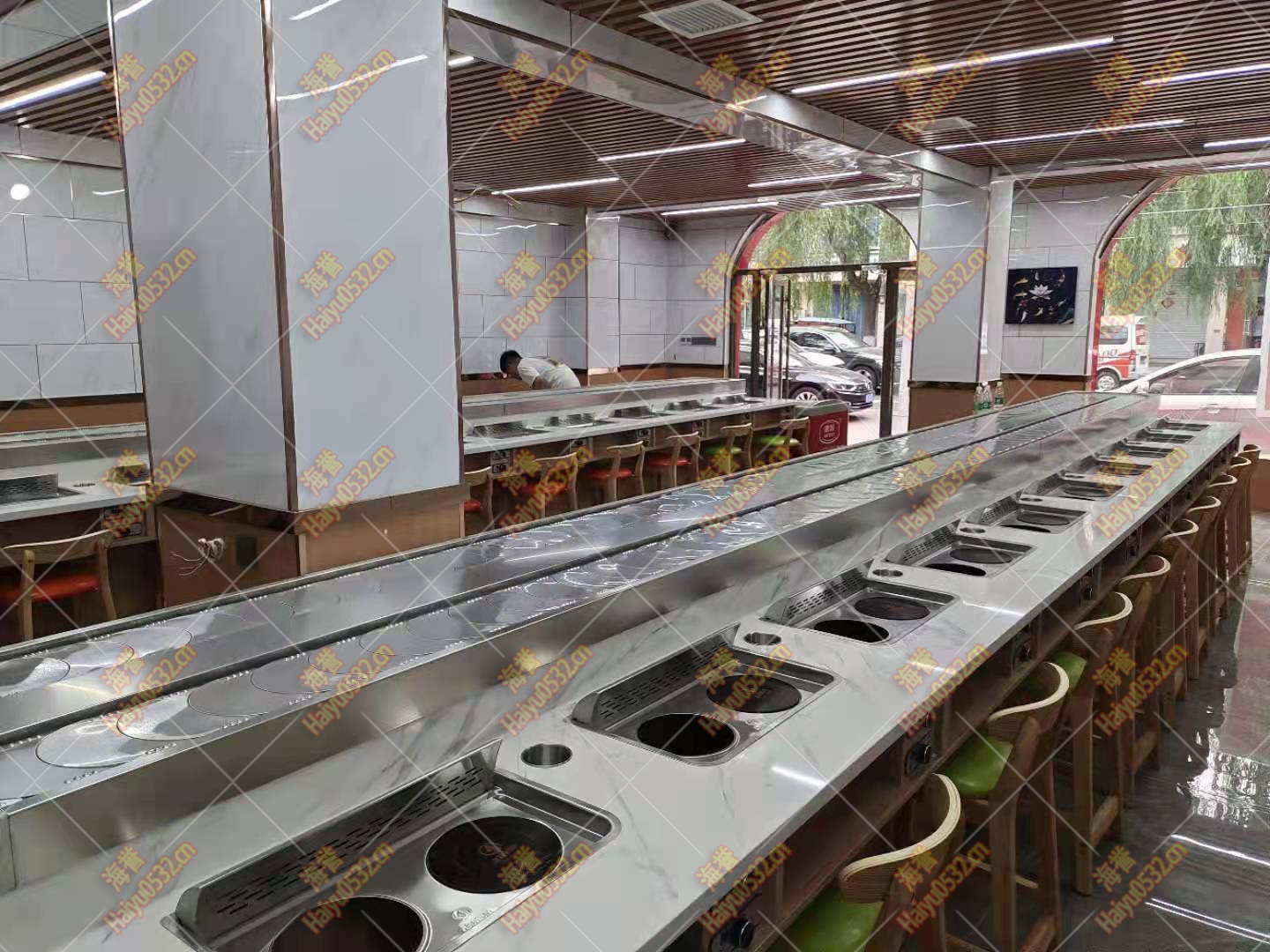 無煙涮烤旋轉(zhuǎn)小火鍋設(shè)備