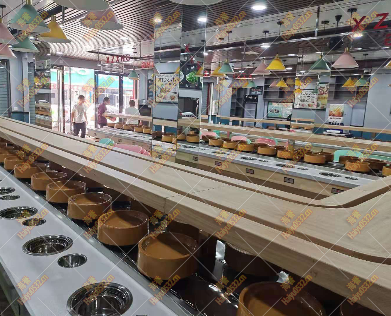 河南異形雙車智能送餐設(shè)備