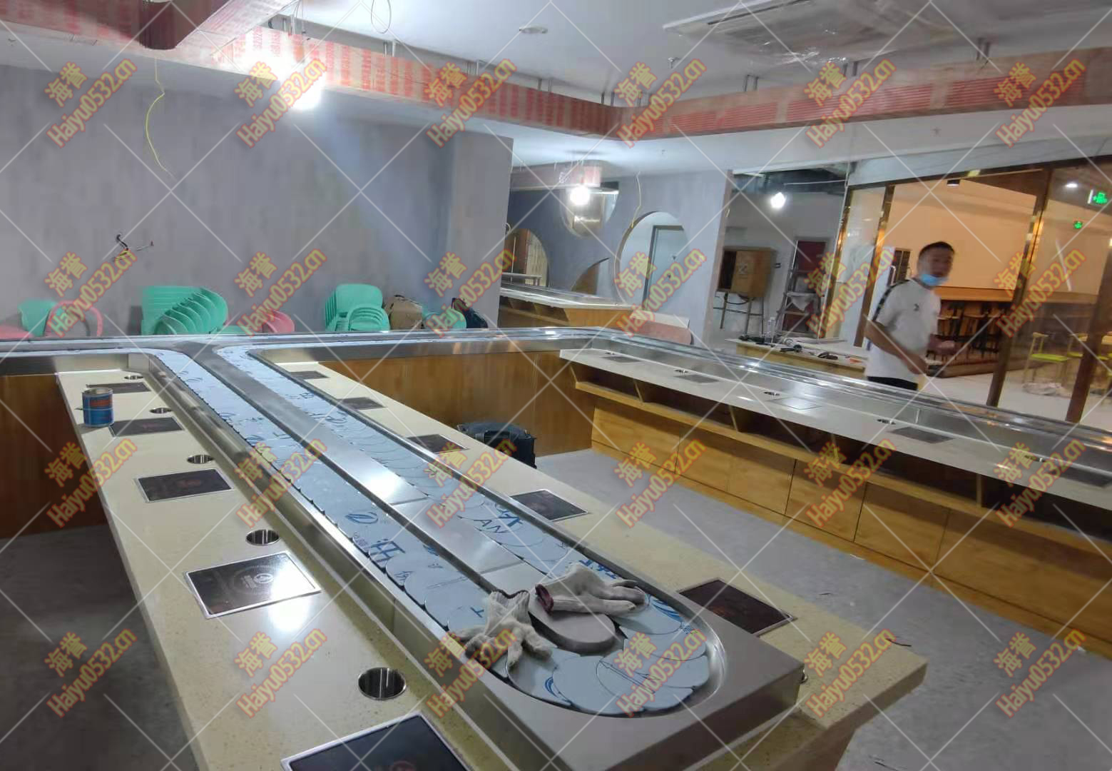 旋轉(zhuǎn)小火鍋設(shè)備