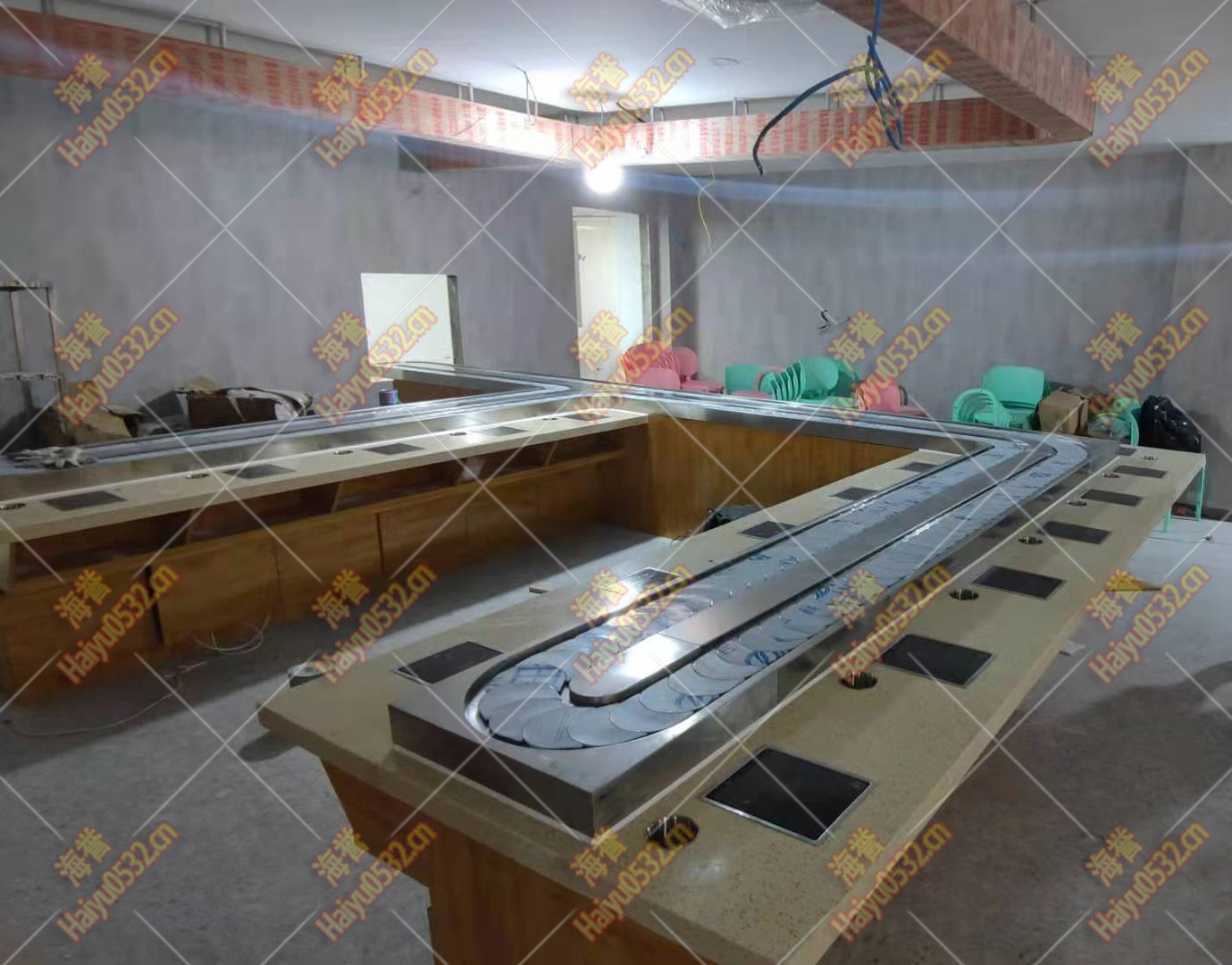 旋轉(zhuǎn)小火鍋設(shè)備