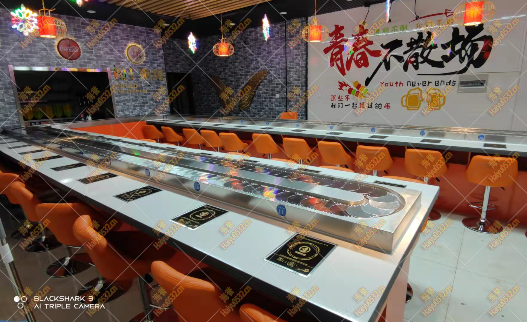 旋轉(zhuǎn)小火鍋設(shè)備