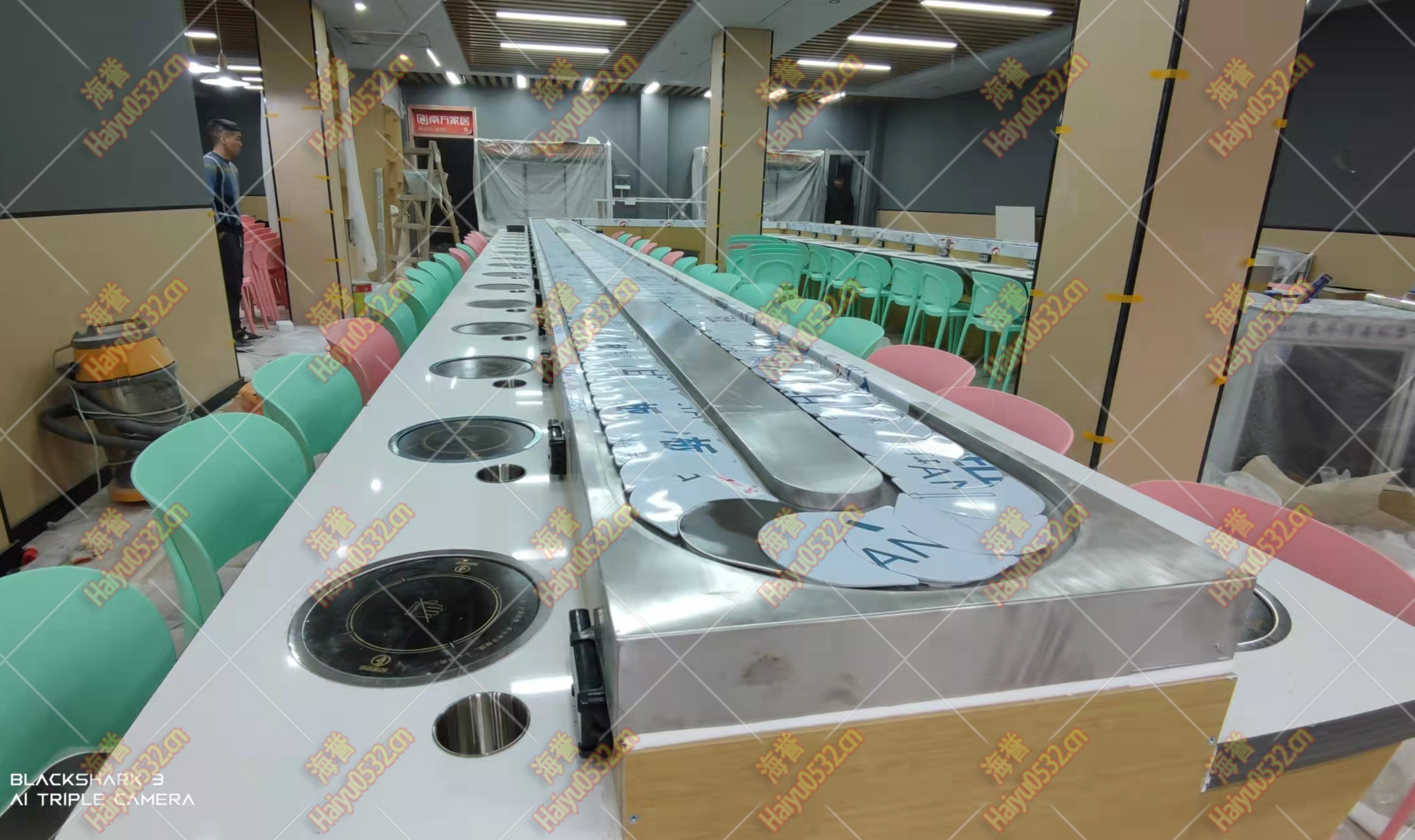 U型旋轉大火鍋設備完成 U型旋轉大火鍋設備完成