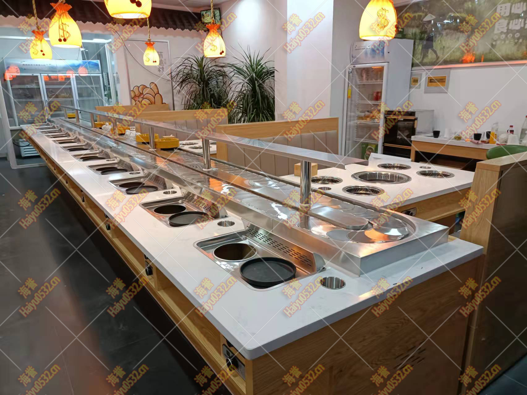 帶中島四人桌涮烤小火鍋完成 帶中島四人桌涮烤小火鍋完成