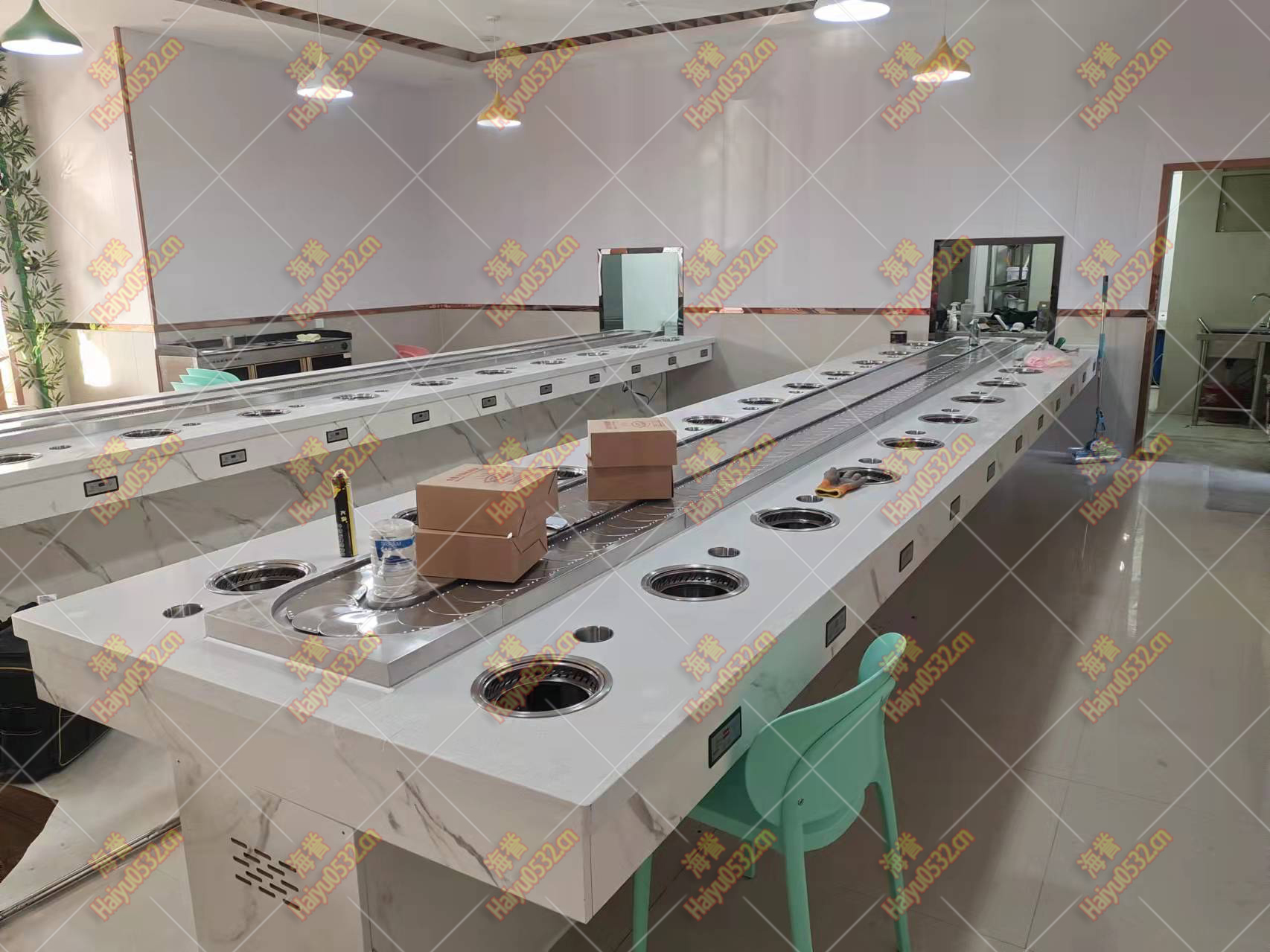 兩條排煙旋轉(zhuǎn)小火鍋設備完成 兩條排煙旋轉(zhuǎn)小火鍋設備完成