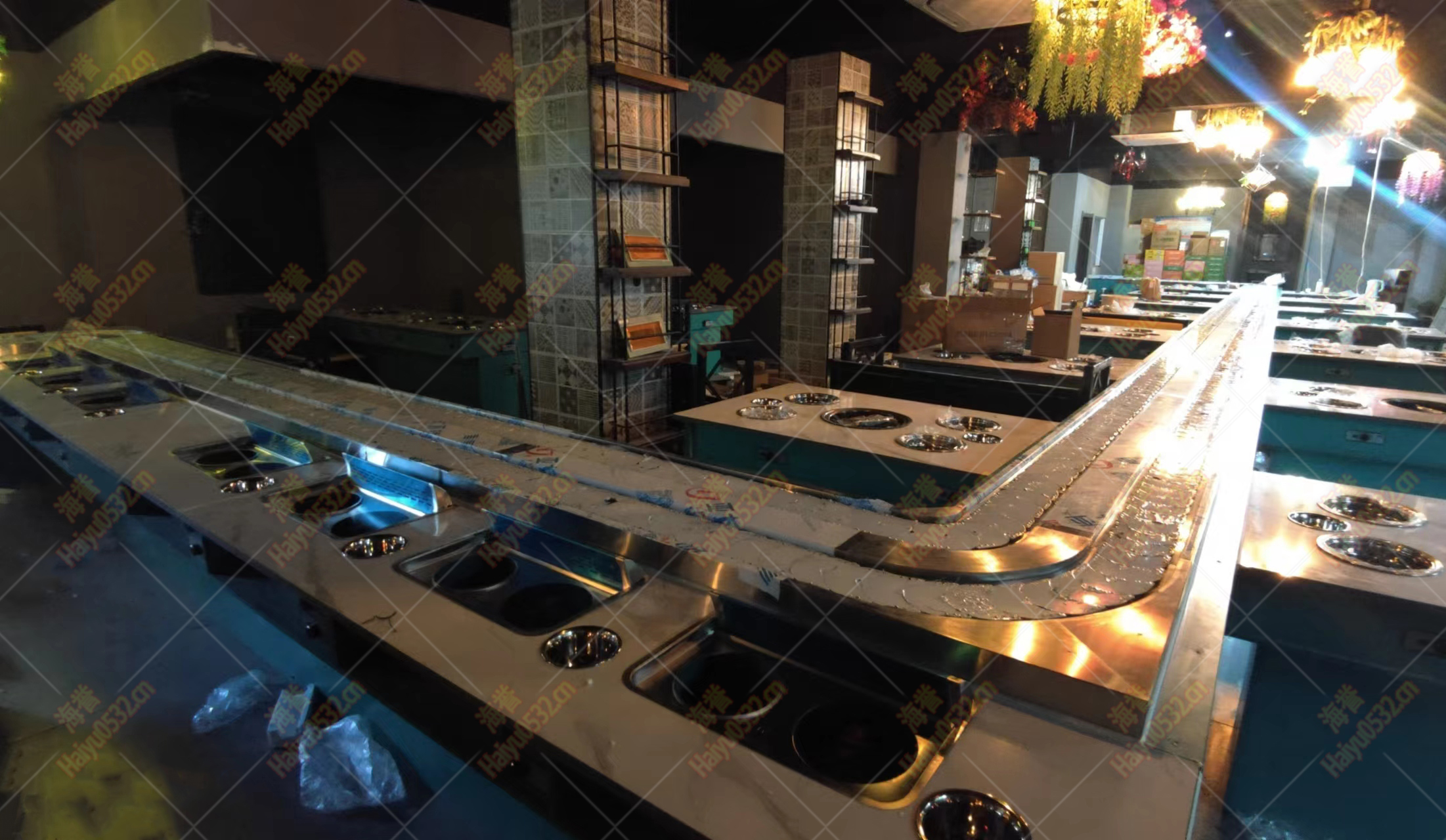 無(wú)煙涮烤旋轉(zhuǎn)小火鍋設(shè)備