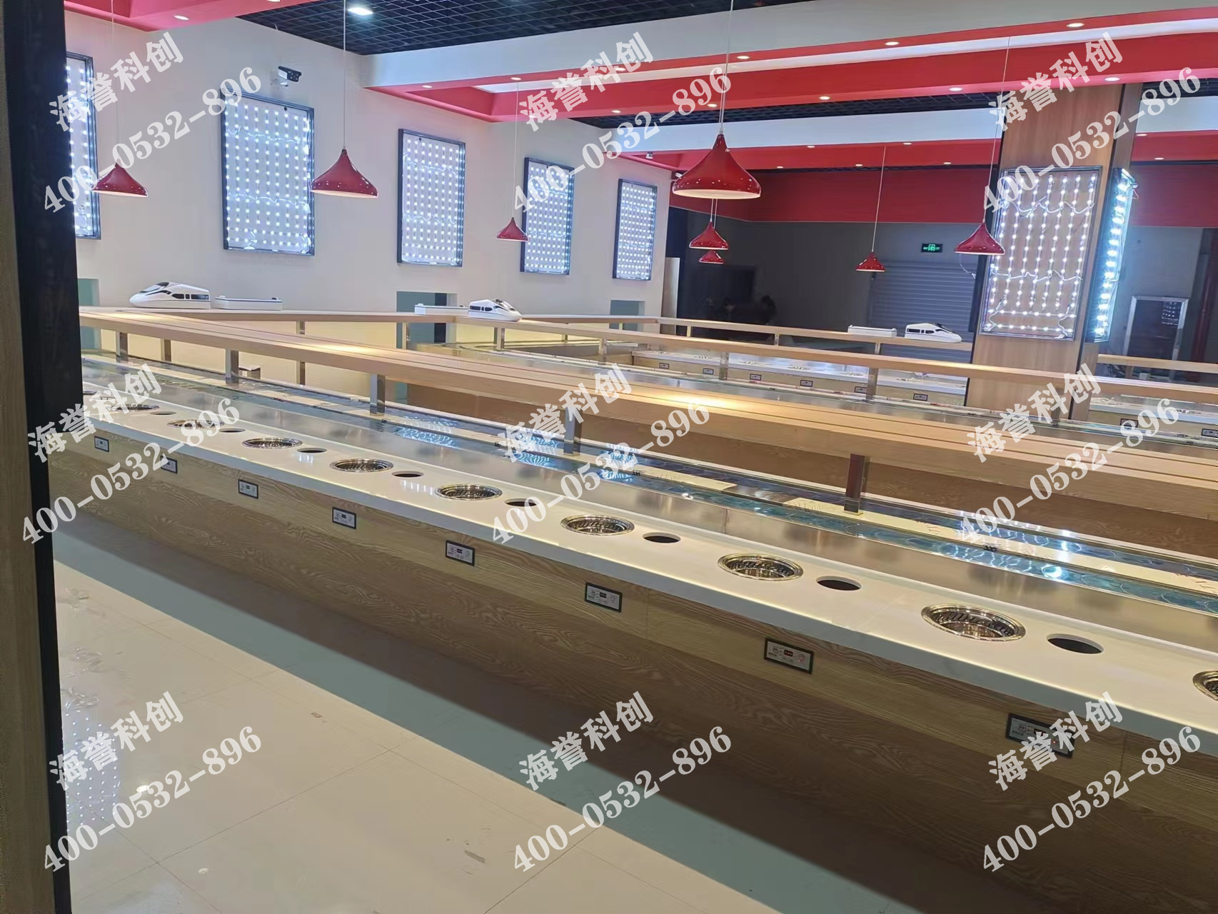 海譽(yù)科創(chuàng)山東德州單涮無煙小火鍋搭載智能送餐小火車安裝完成