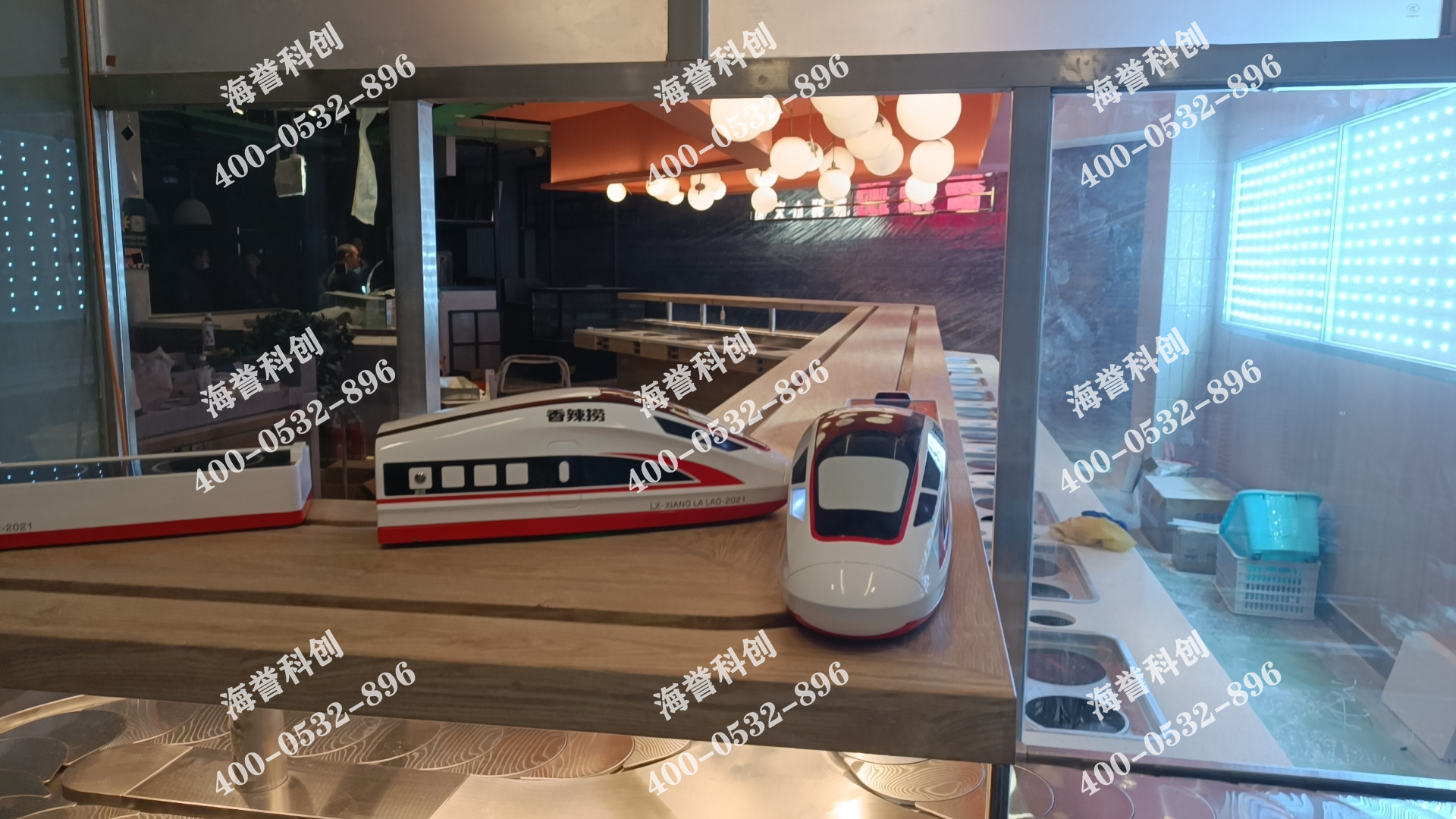 海譽(yù)科創(chuàng)遼寧沈陽涮烤一體小火鍋搭載智能送餐小火車安裝完成