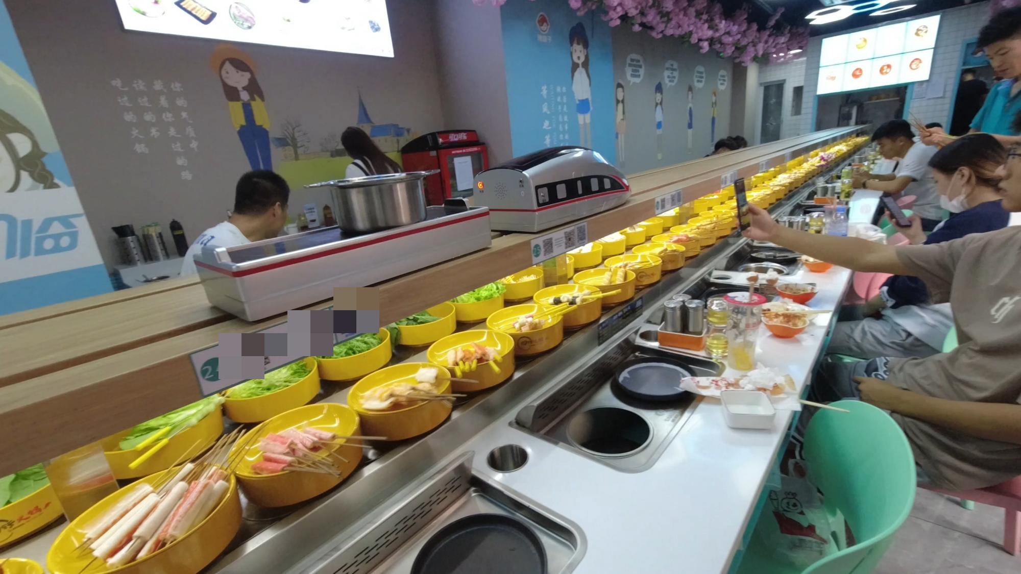 火鍋和燒烤還能結合為一人食？涮烤一體小火鍋給你答案